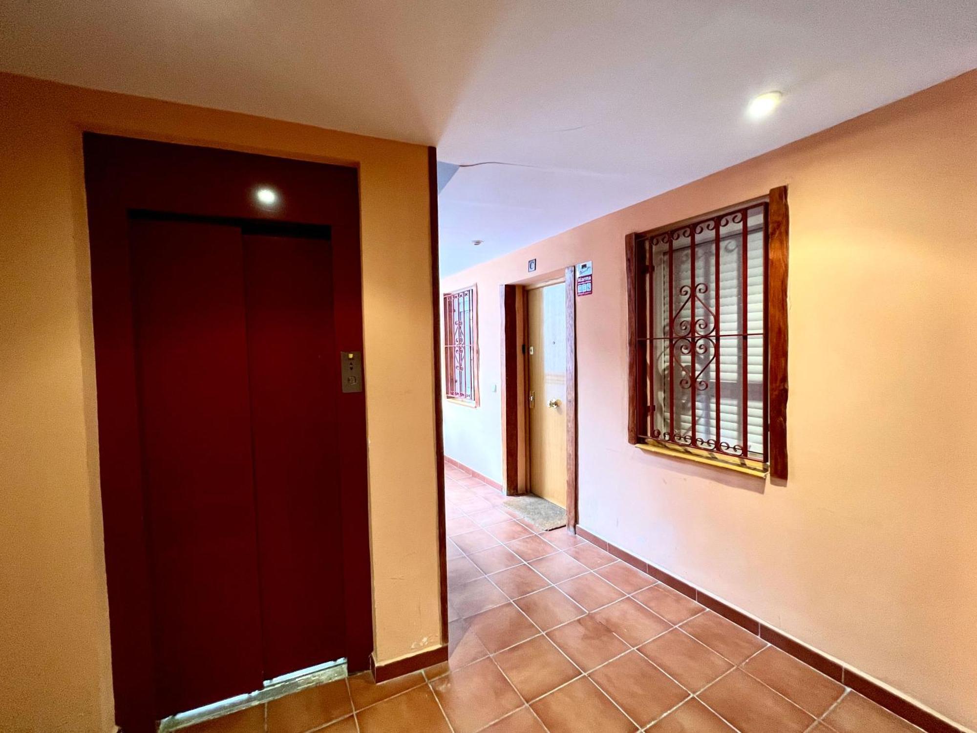 Apartment In The Heart Of Madrid-Piso En Malasana Exterior photo